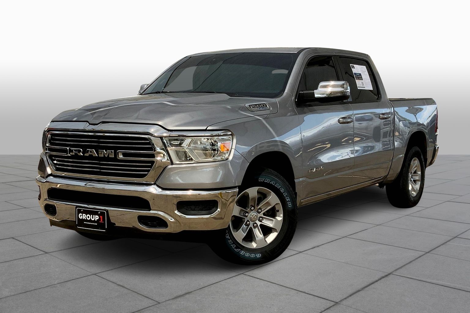 1500 Crew Cab Laramie