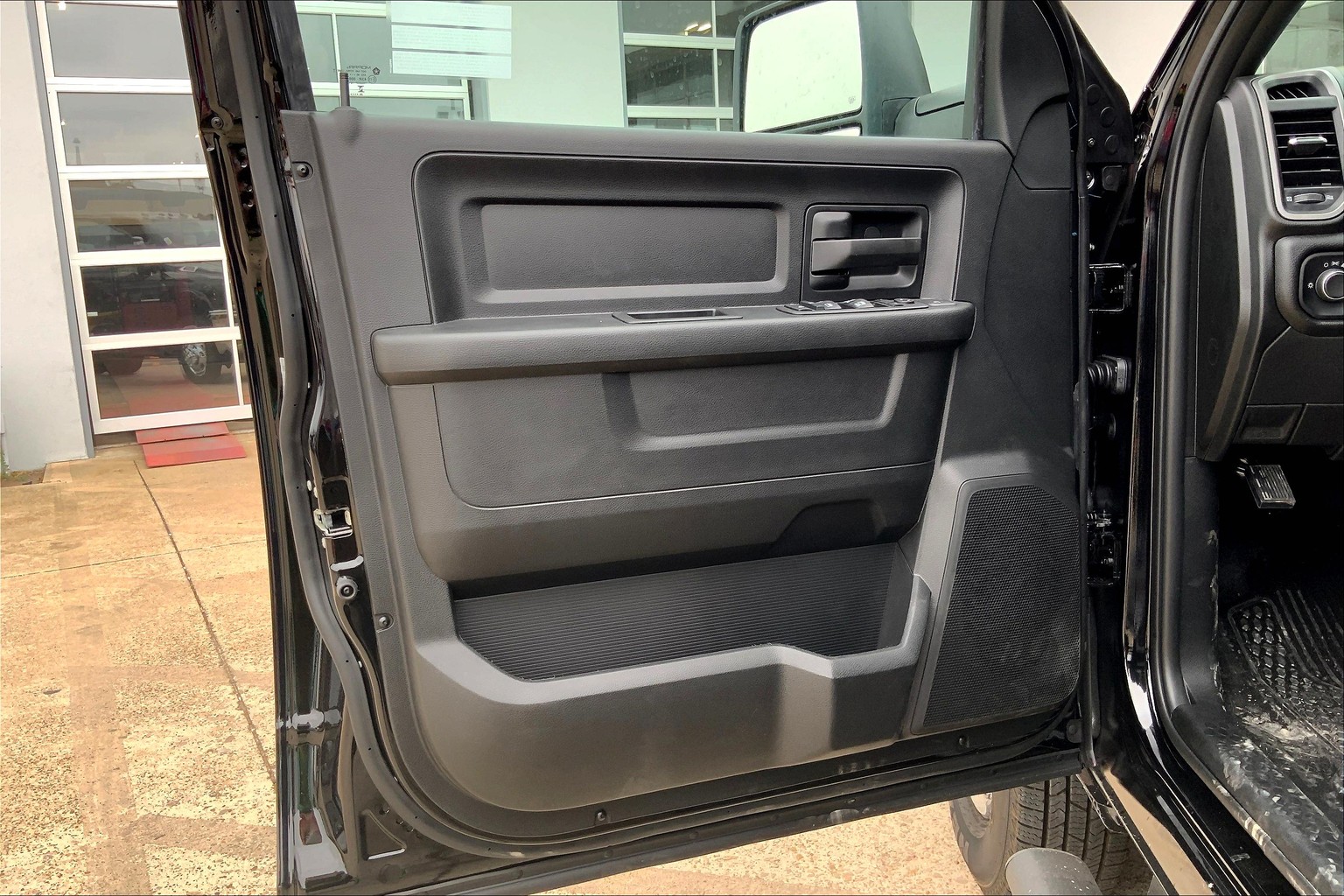 Ram 3500 Chassis Cab Crew Cab Tradesman