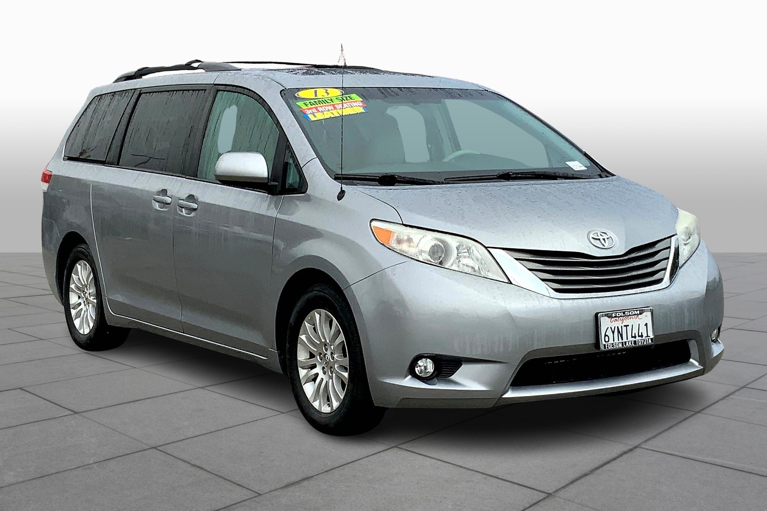 Used 2013 Toyota Sienna XLE with VIN 5TDYK3DC1DS314875 for sale in Folsom, CA