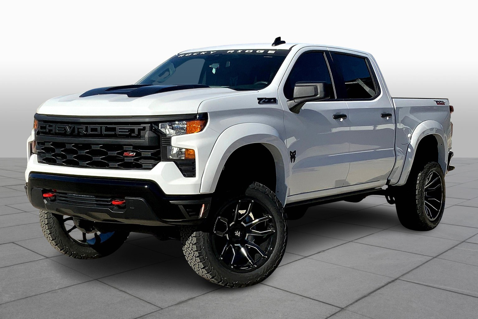 Left Side Kit | CHEVROLET SILVERADO 2500HD CUSTOM 2024 Left Side Kit | CHEVROLET SILVERADO 2500HD CUSTOM 2024
