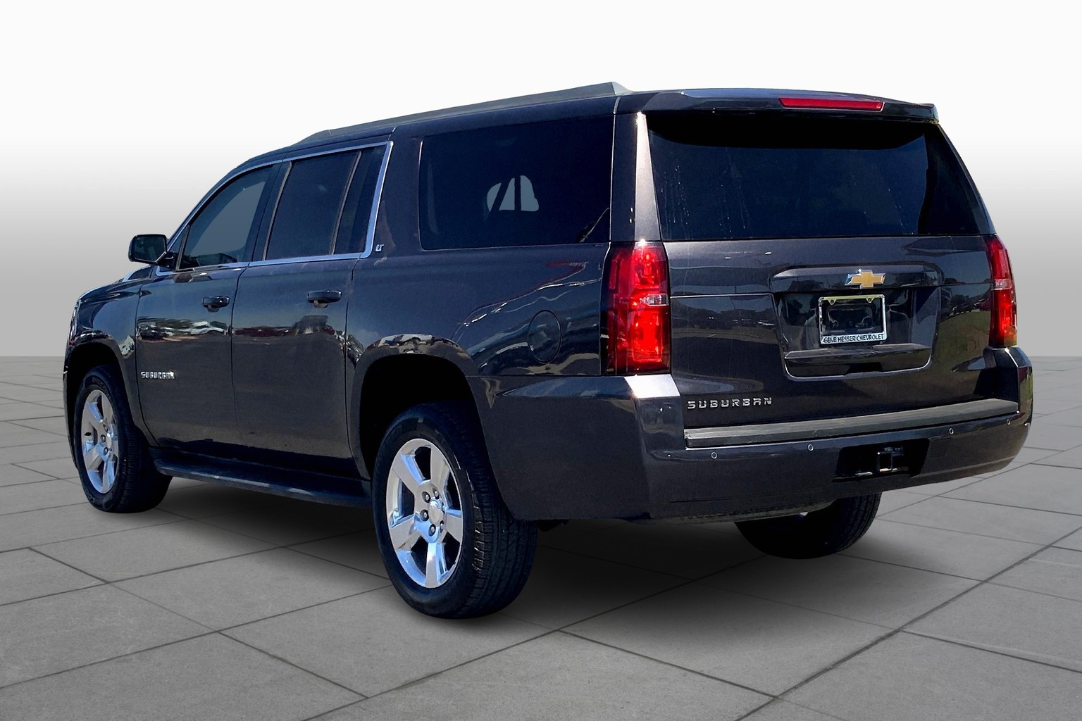 Suburban LT