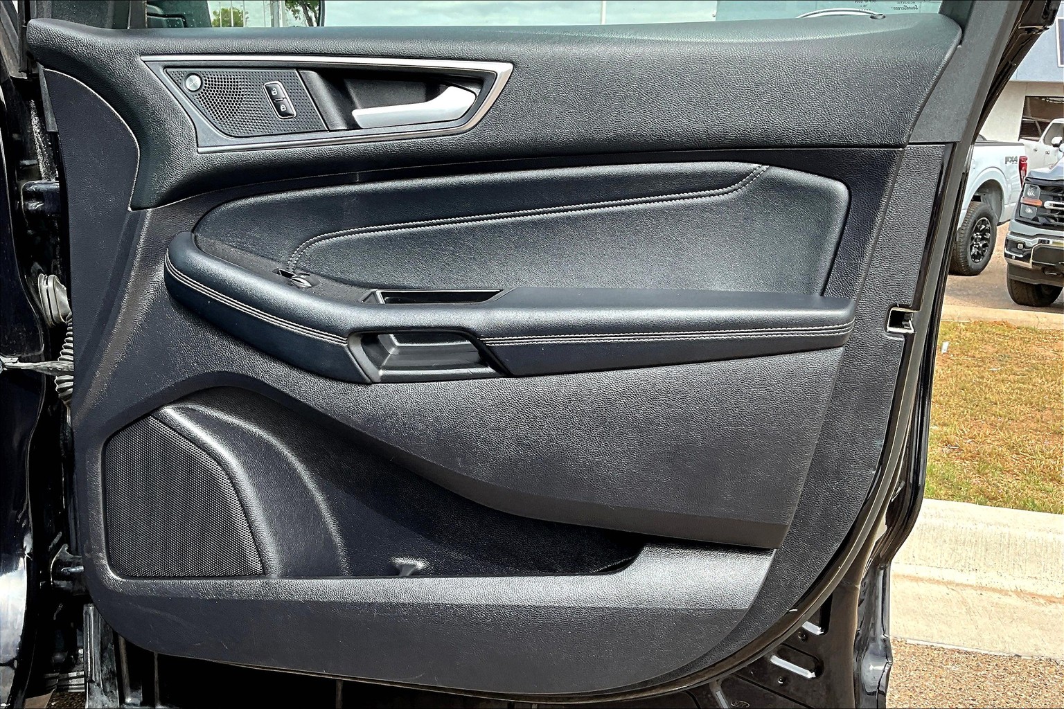 Edge Titanium