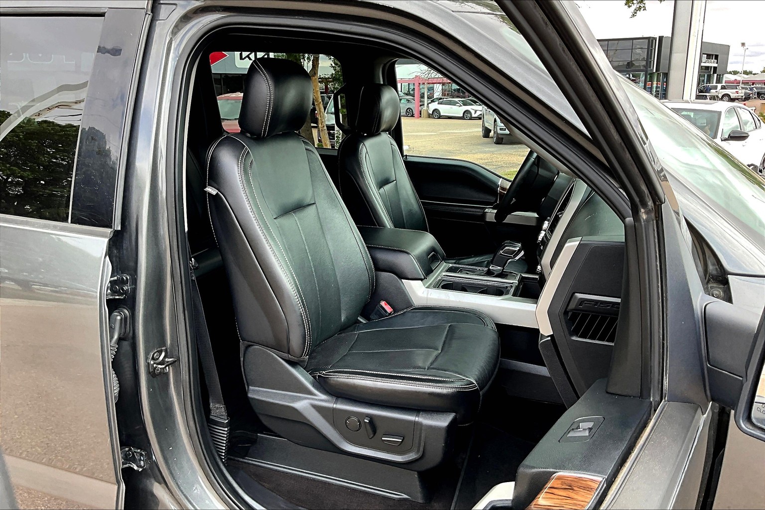 F-150 SuperCrew Lariat
