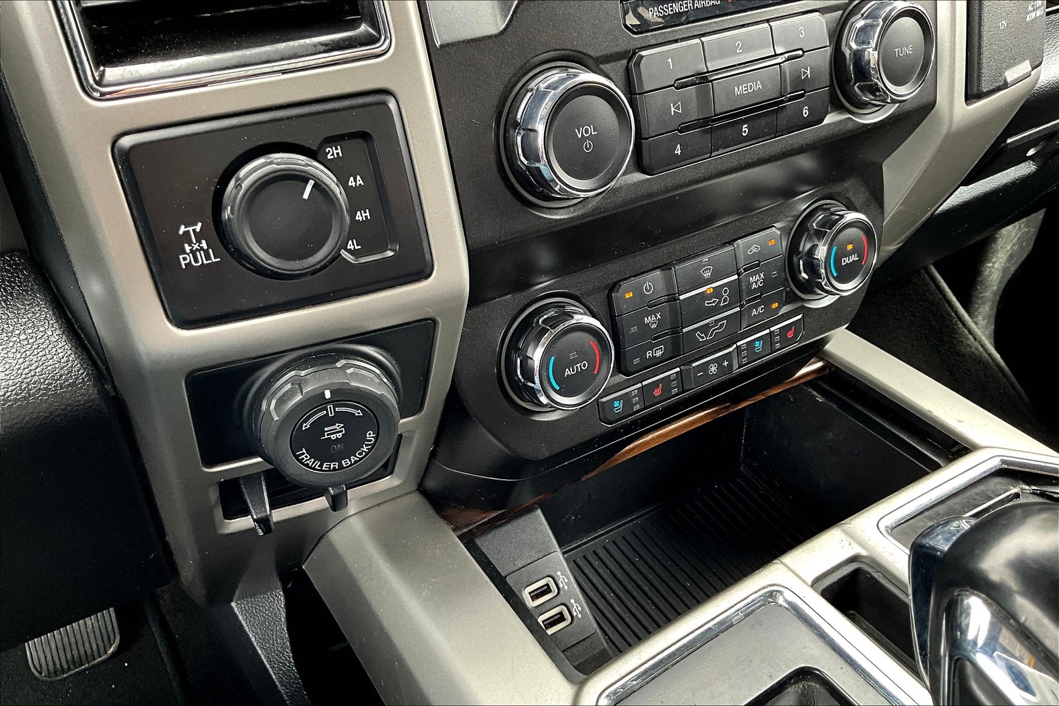 F-150 SuperCrew Lariat