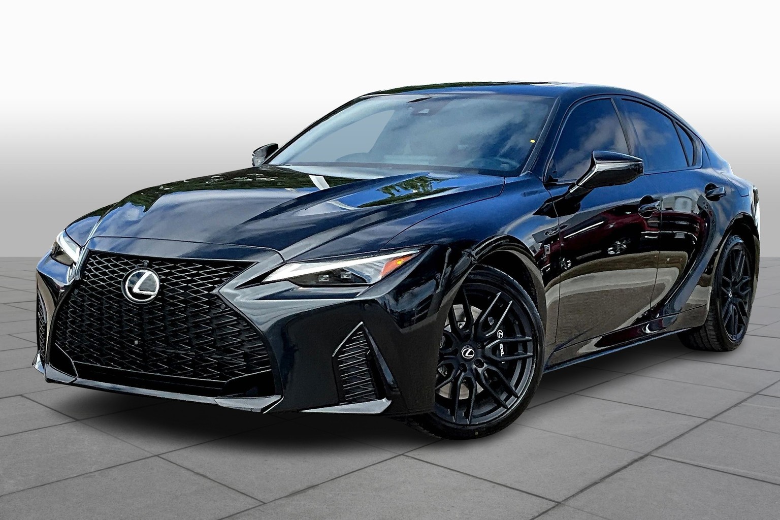 IS 500 F SPORT Performance Premium