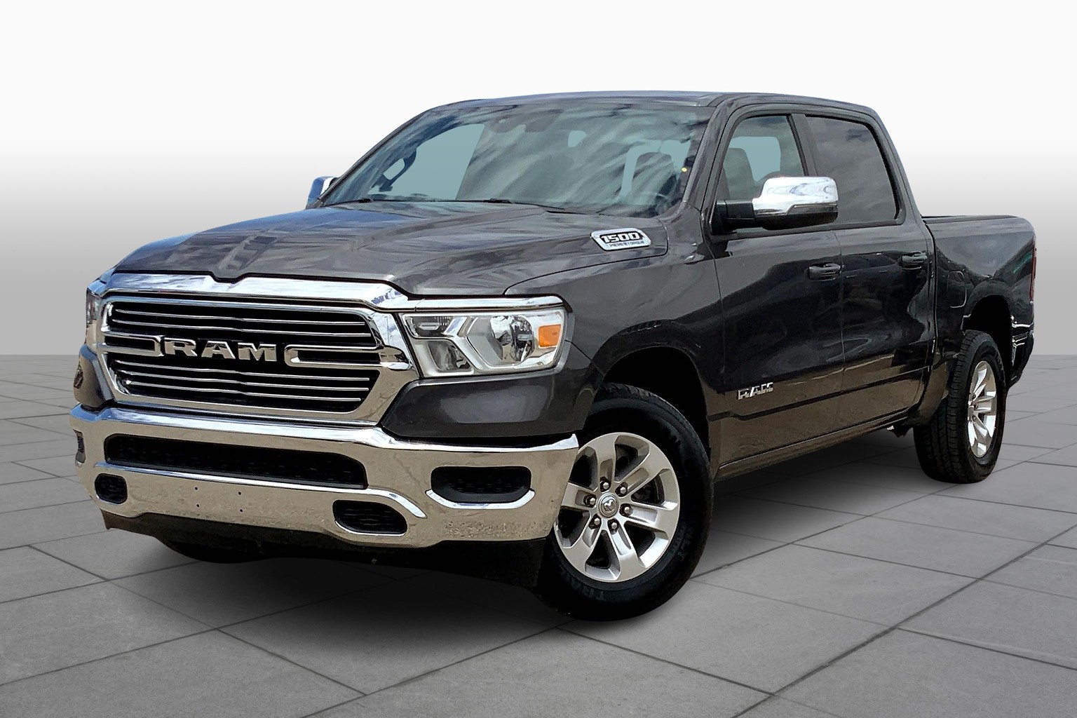 1500 Crew Cab Laramie