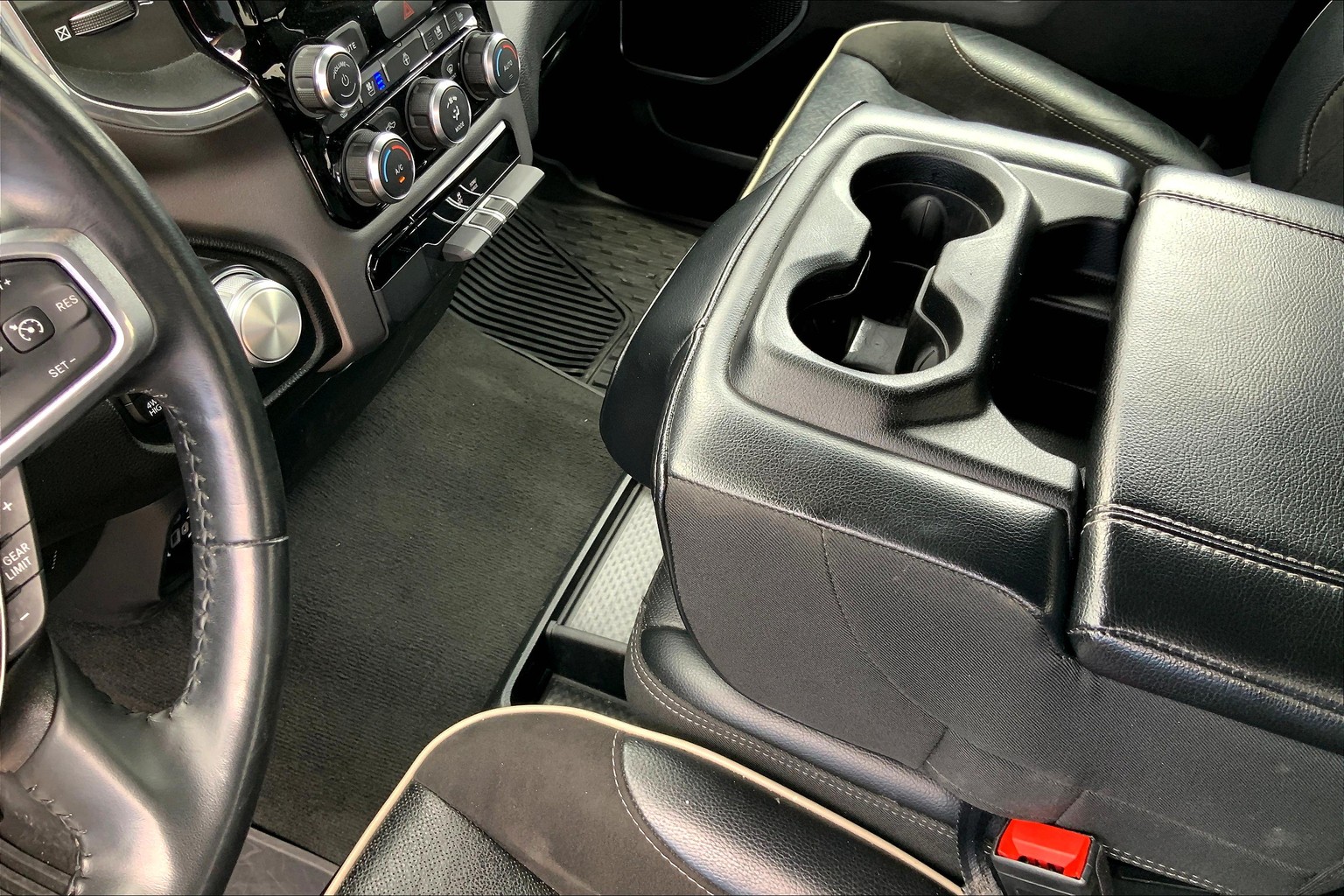 1500 Crew Cab Laramie