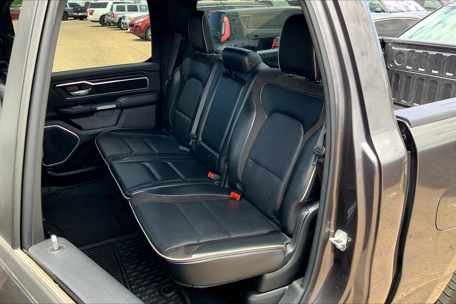 1500 Crew Cab Laramie