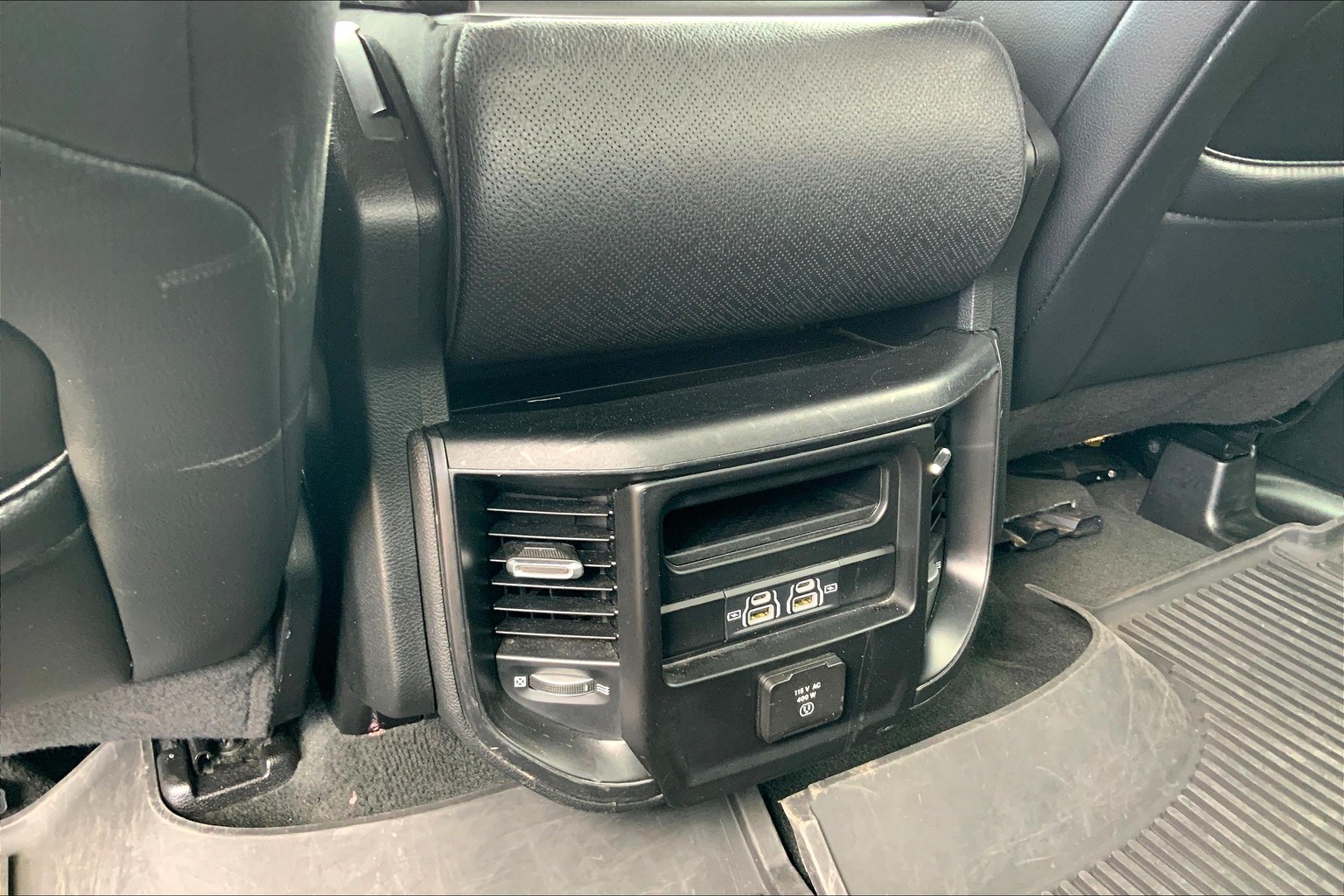 1500 Crew Cab Laramie