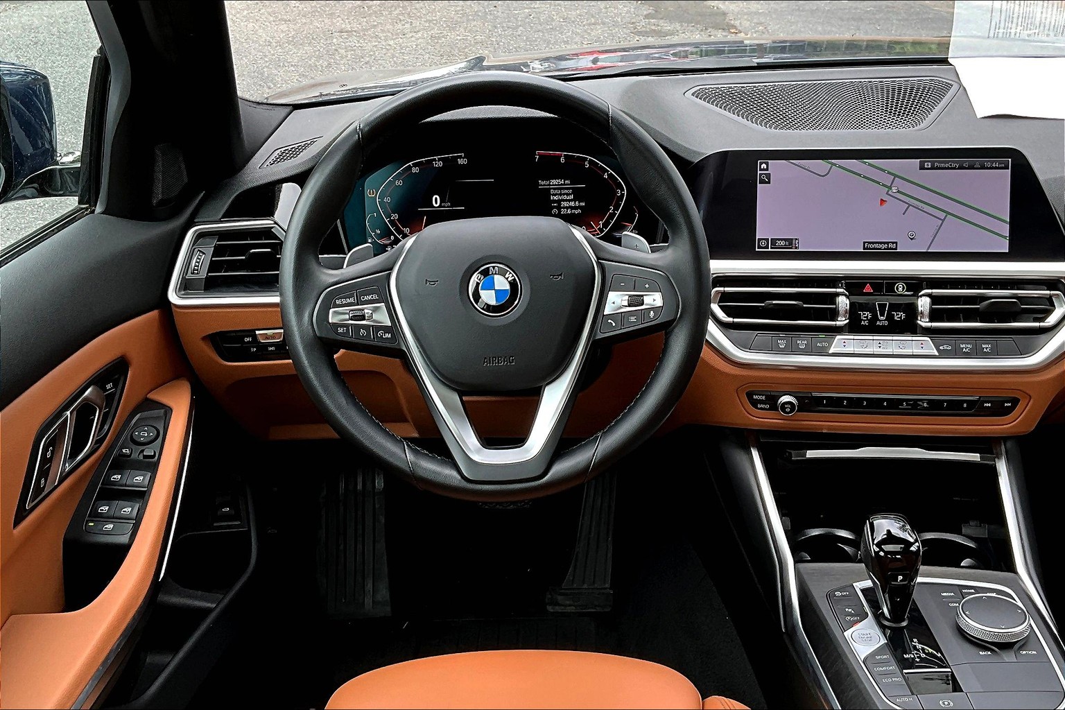 3 Series Sedan 330i