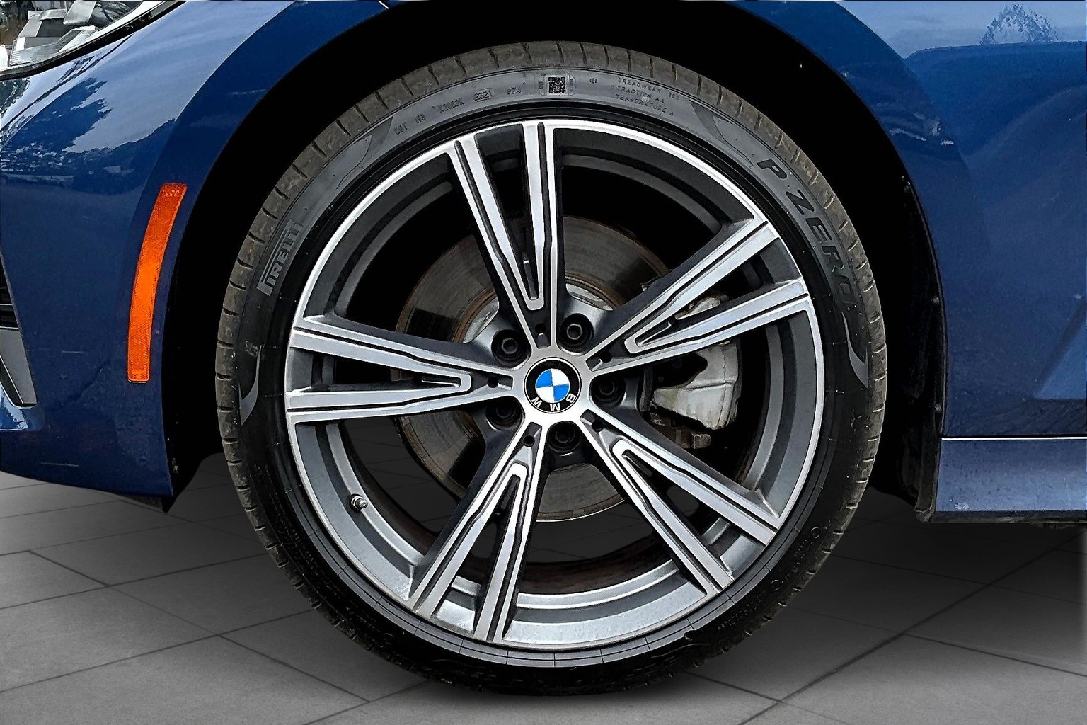 3 Series Sedan 330i