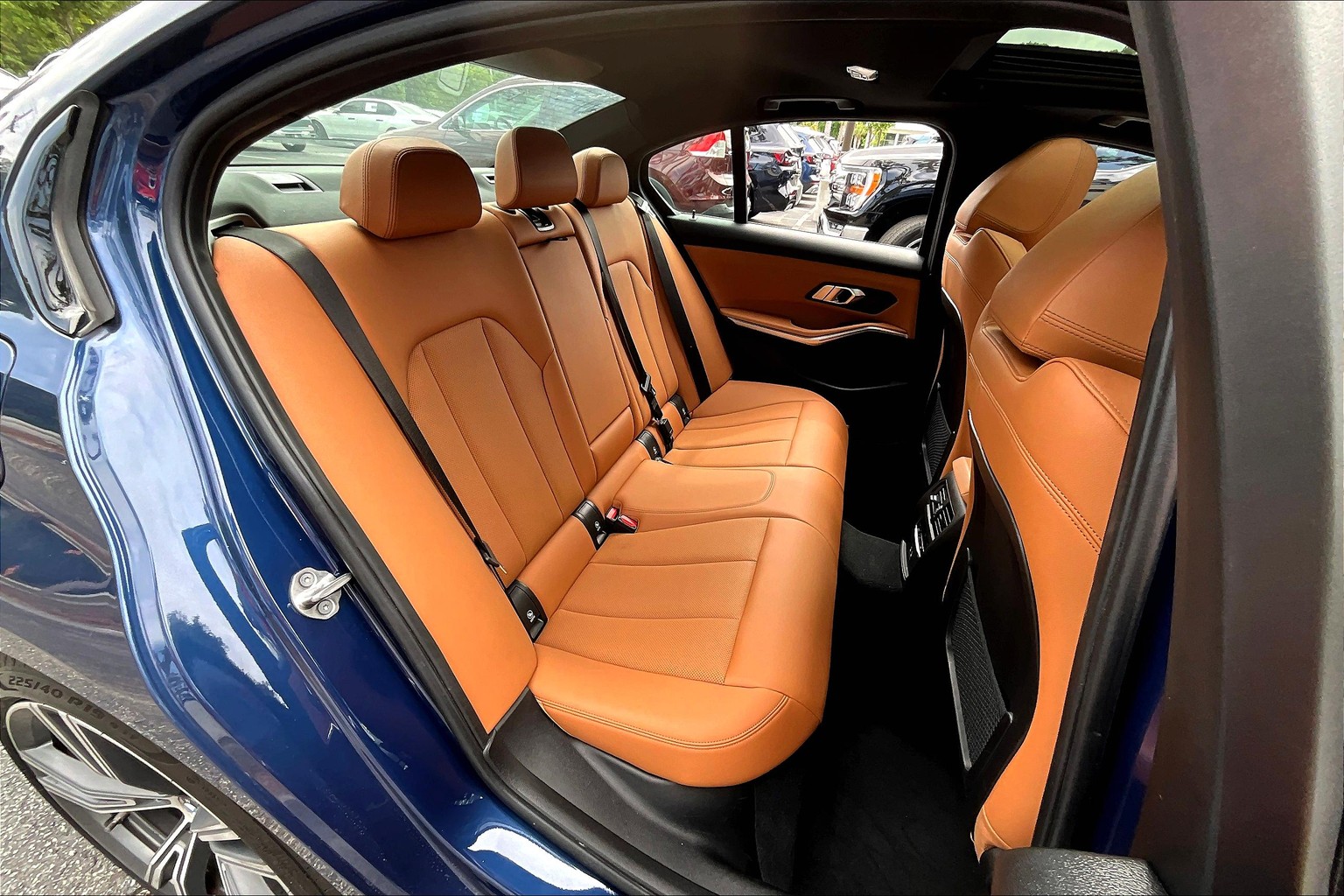 3 Series Sedan 330i