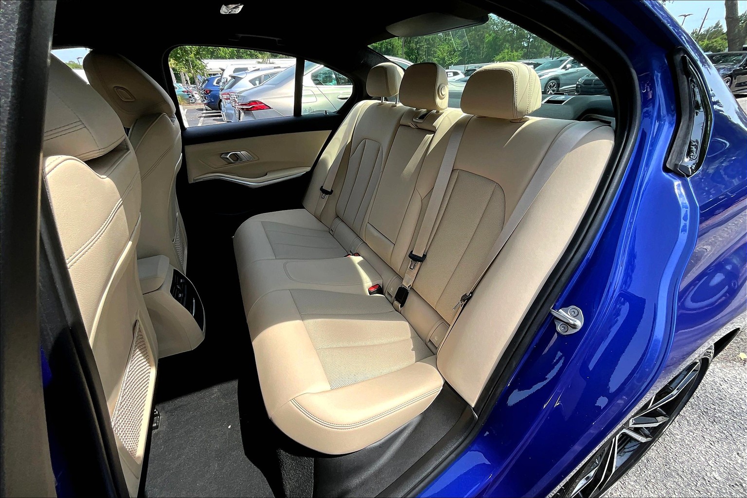 3 Series Sedan 330i xDrive