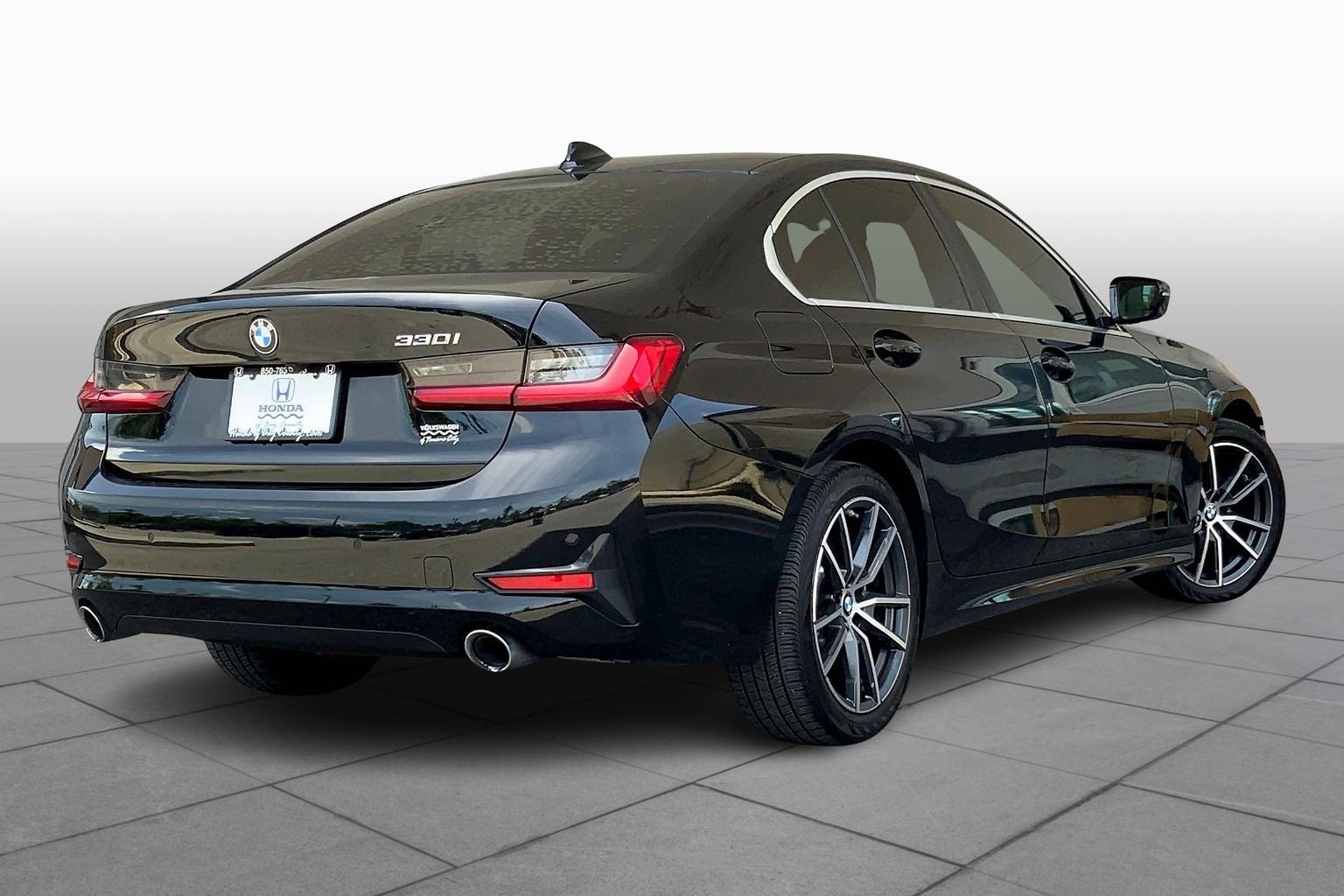 3 Series Sedan 330i