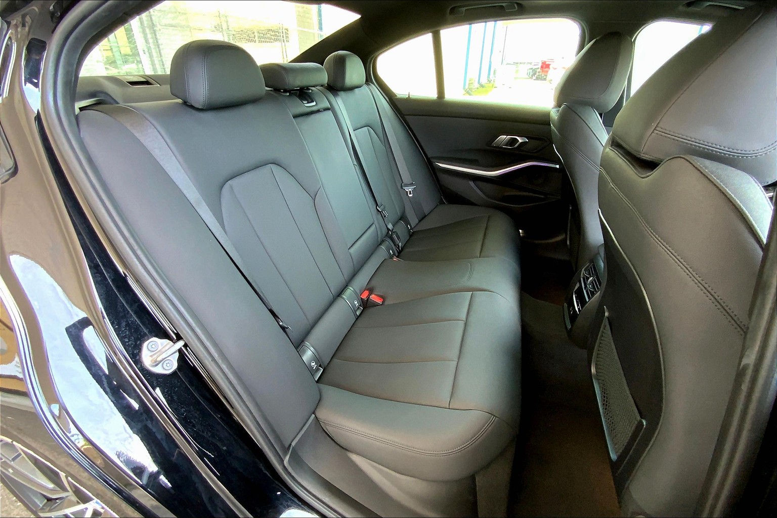 3 Series Sedan 330i