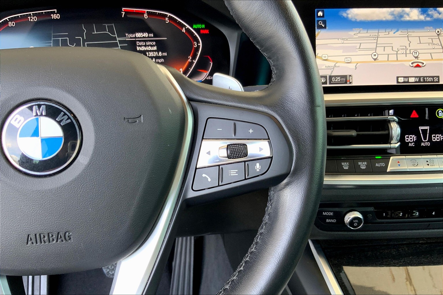 3 Series Sedan 330i