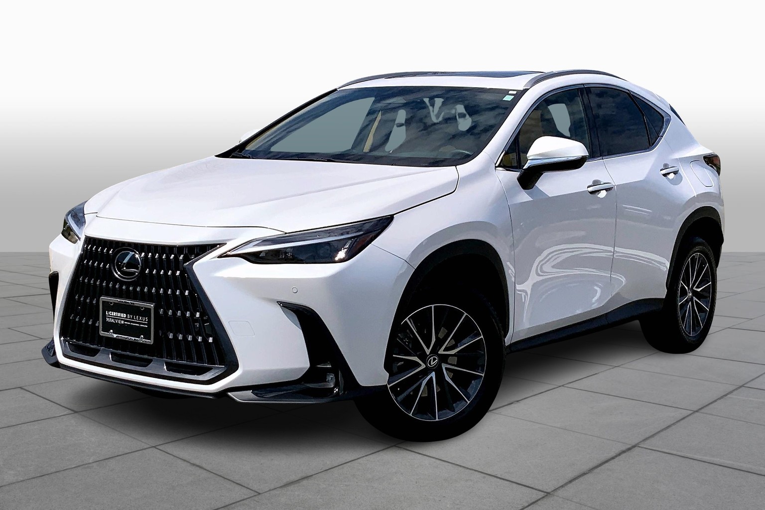 NX 350 Premium AWD