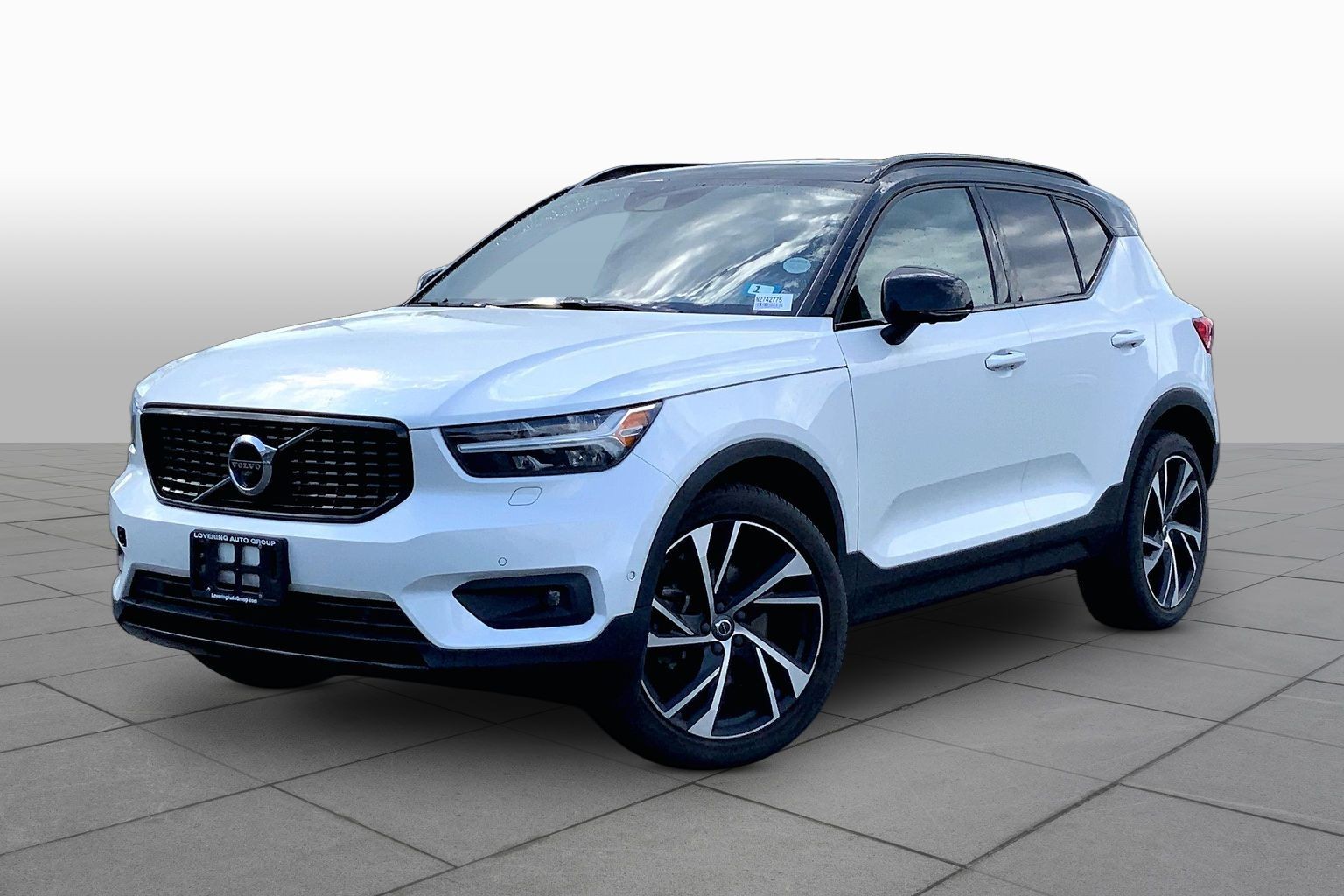 2022 Volvo XC40