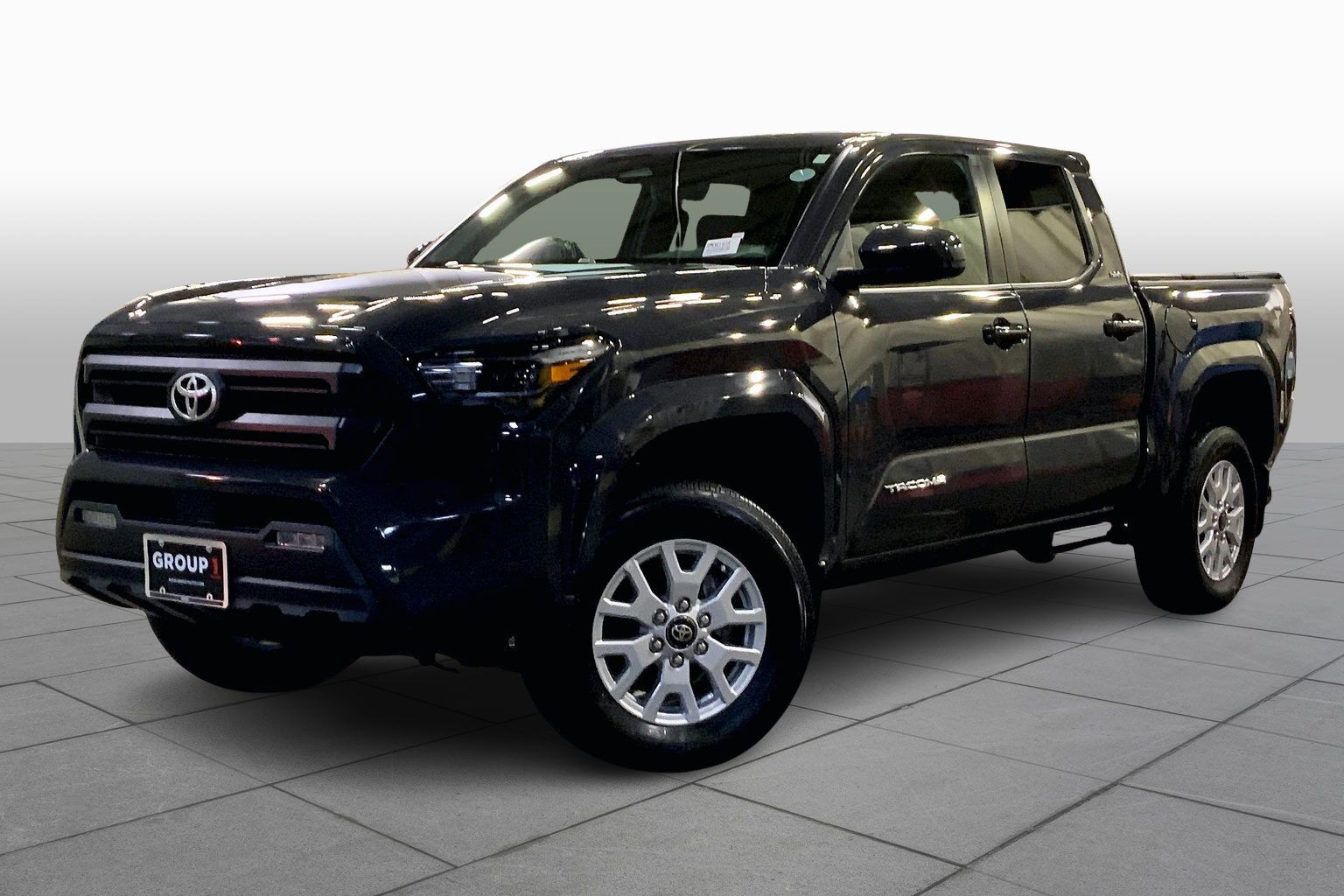 2024 Toyota Tacoma SR5's photo