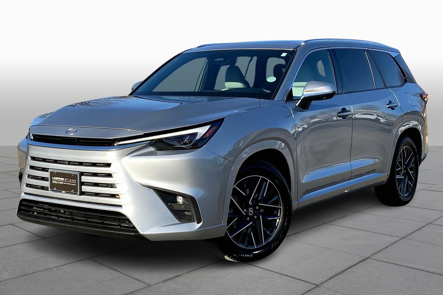 2025 Lexus TX Premium's photo