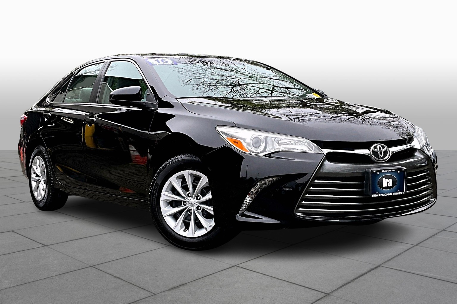Camry LE