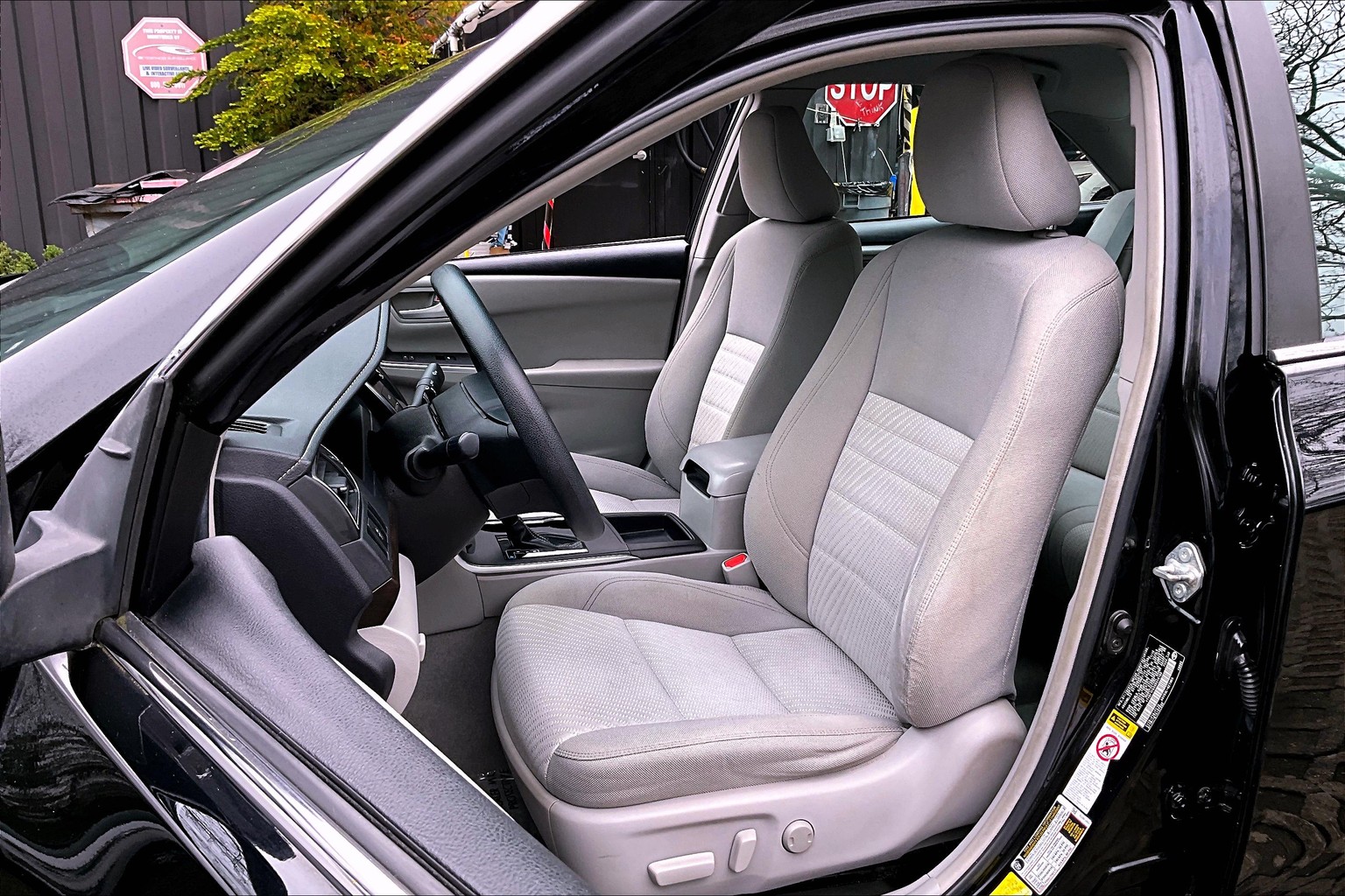Camry LE