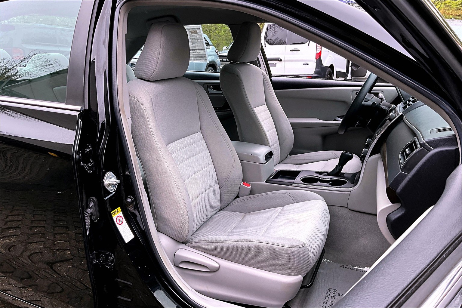 Camry LE