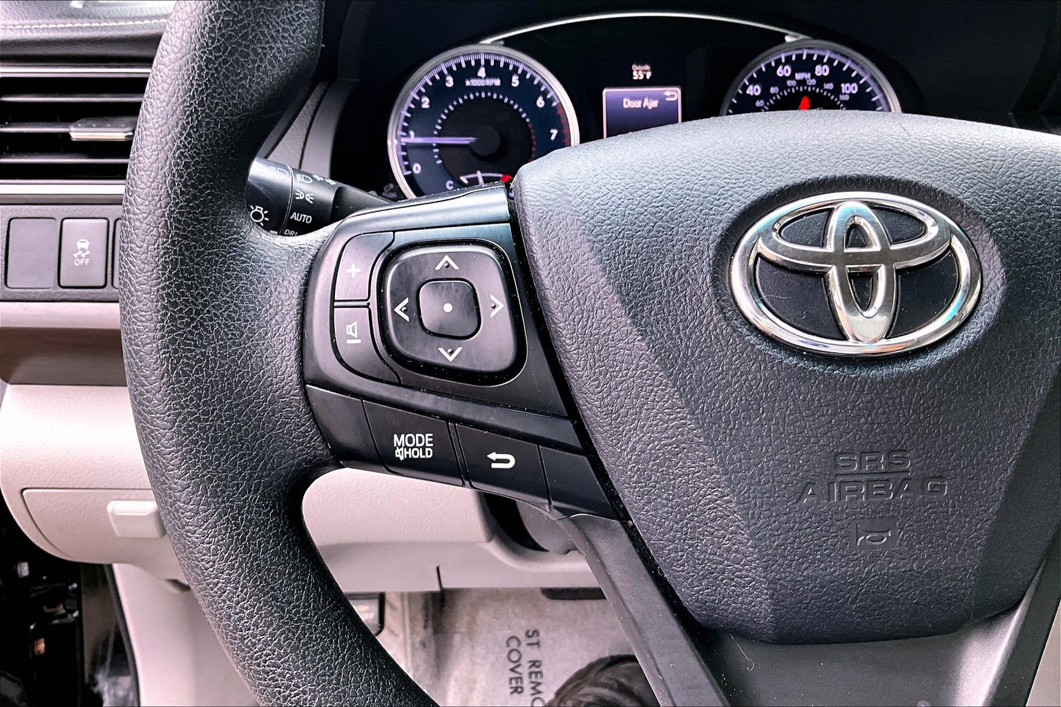 Camry LE