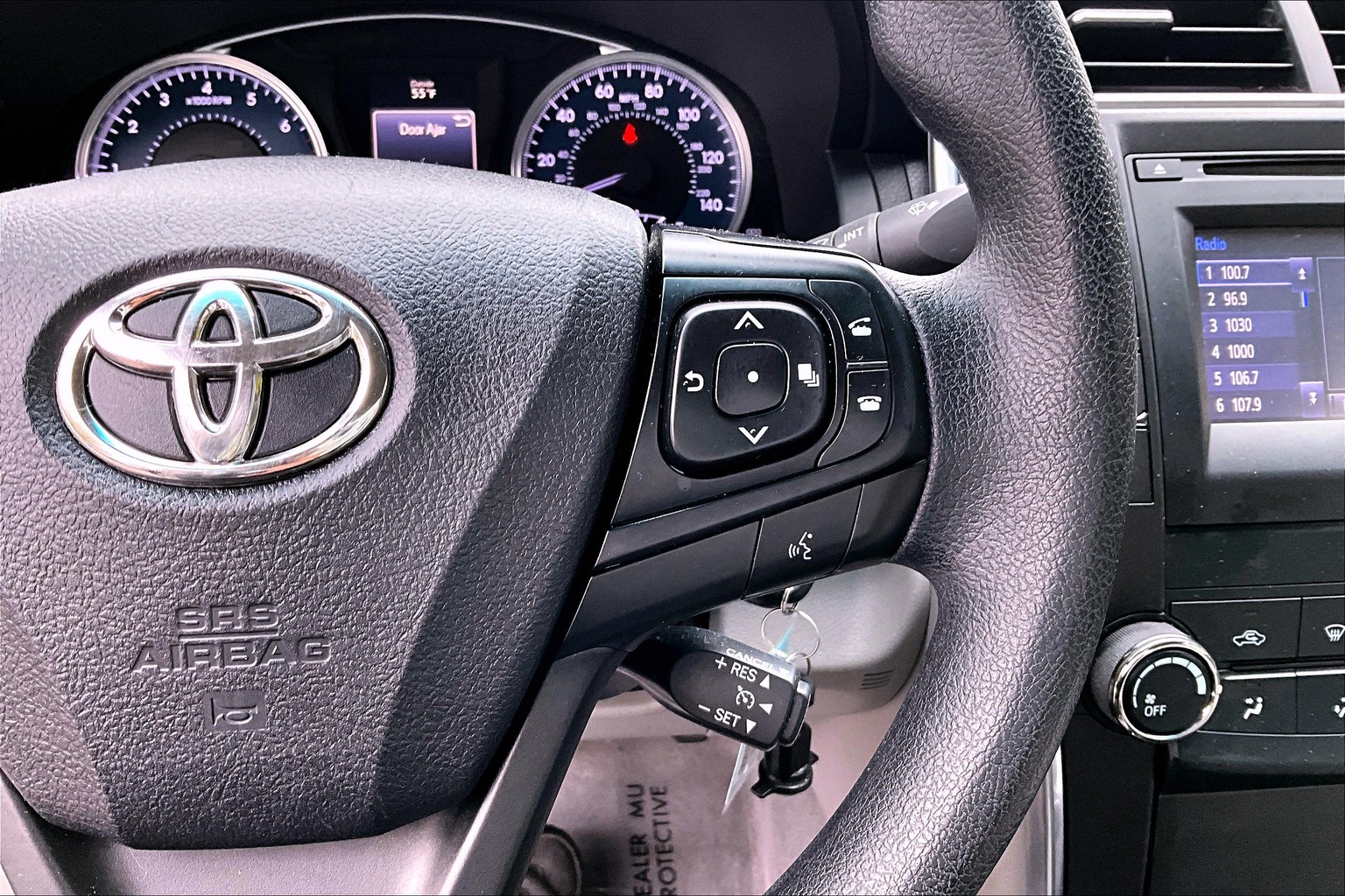Camry LE