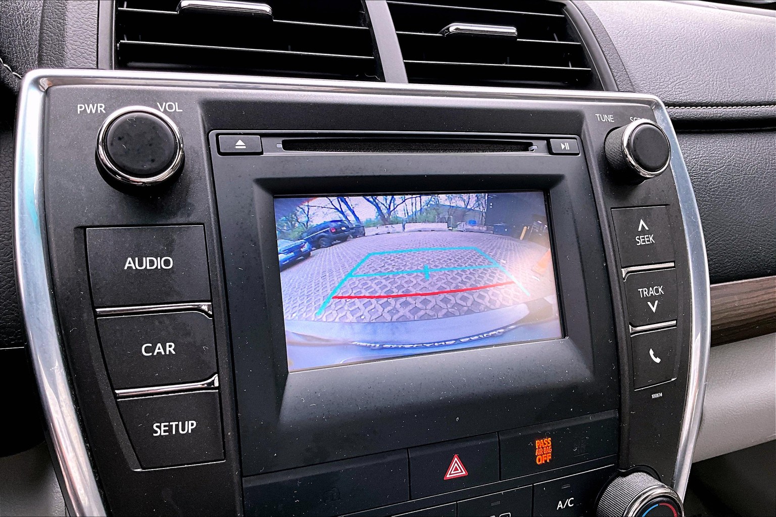 Camry LE