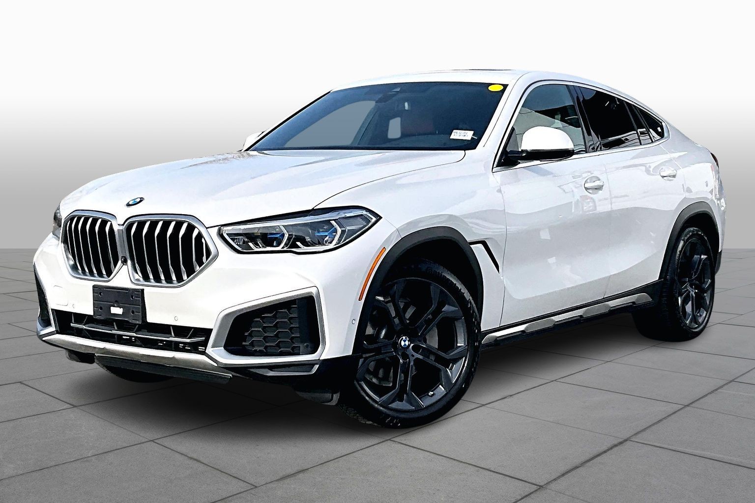 2022 BMW X6