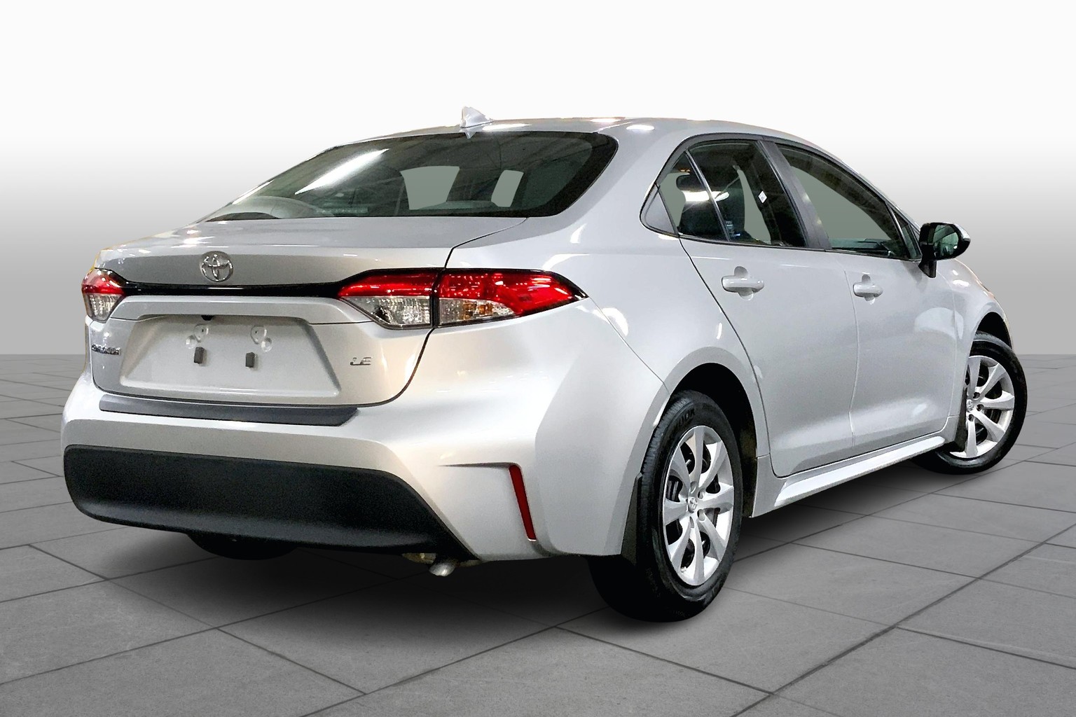 Corolla LE