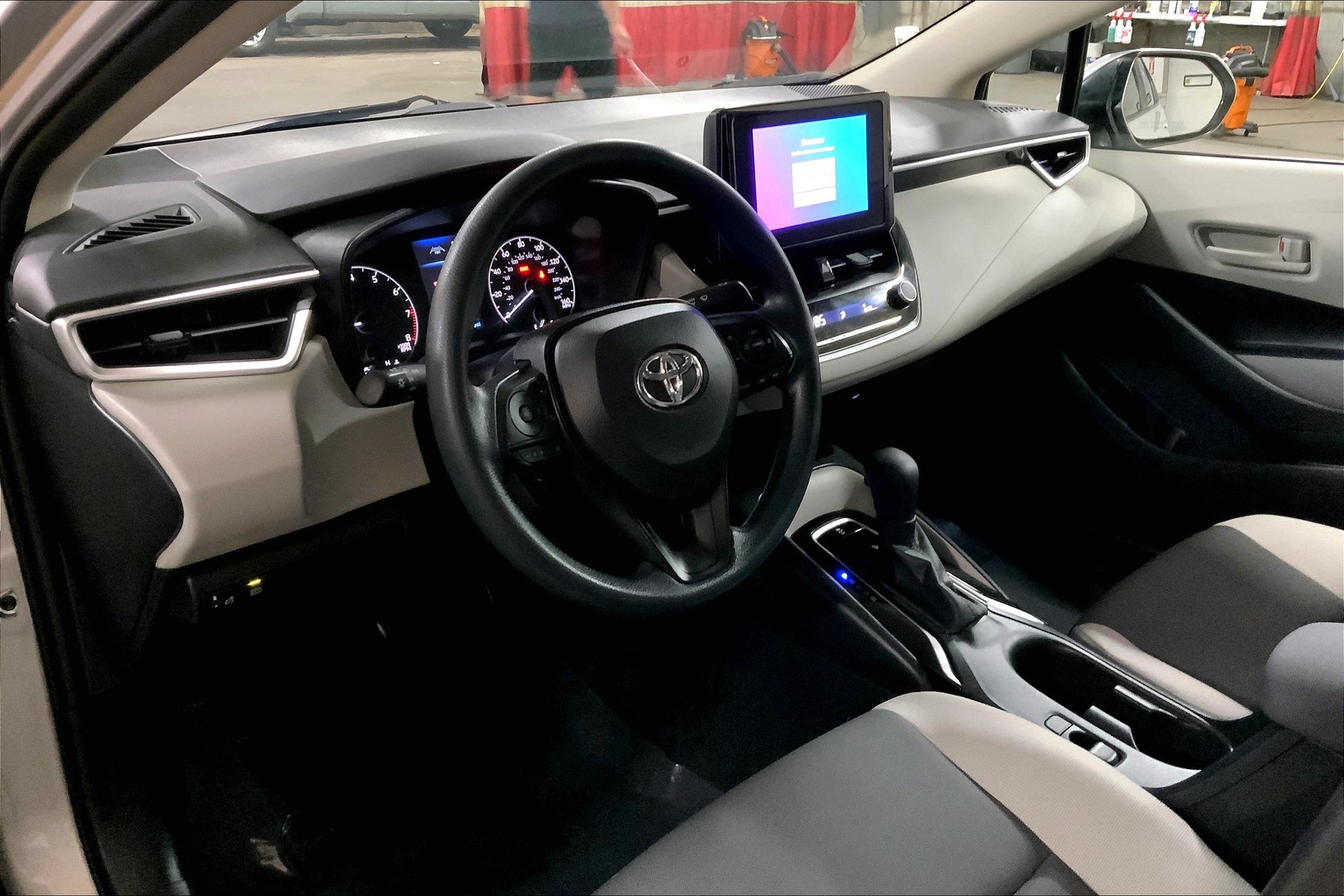 Corolla LE