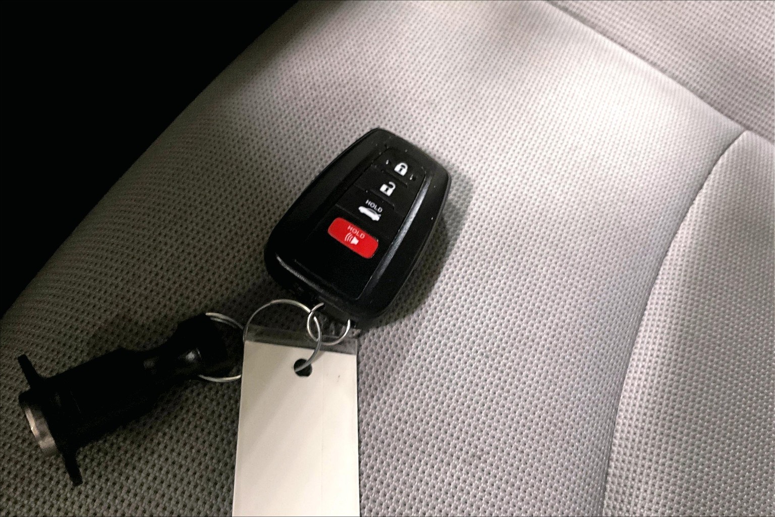 Corolla Hybrid LE