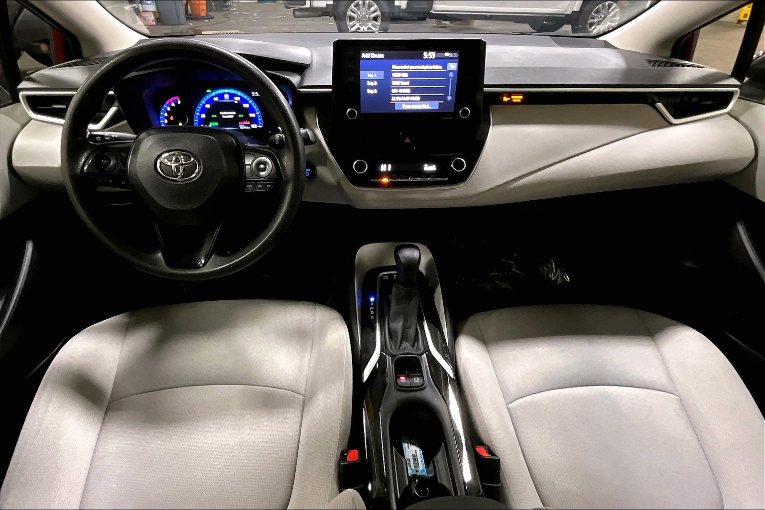 Corolla Hybrid LE