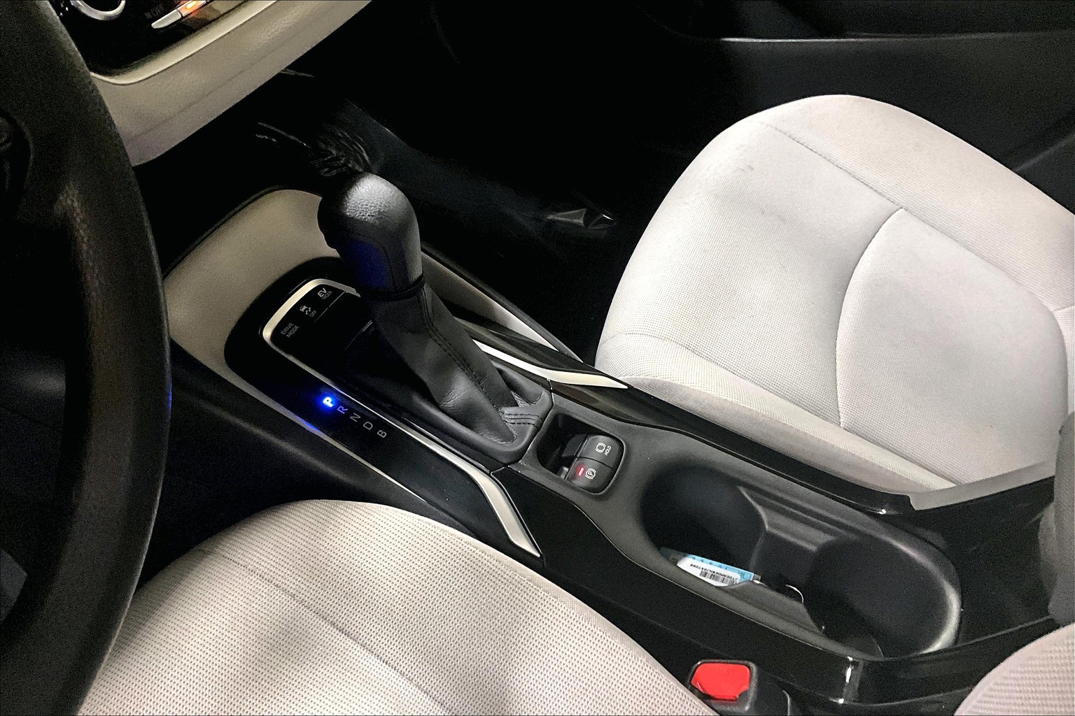 Corolla Hybrid LE