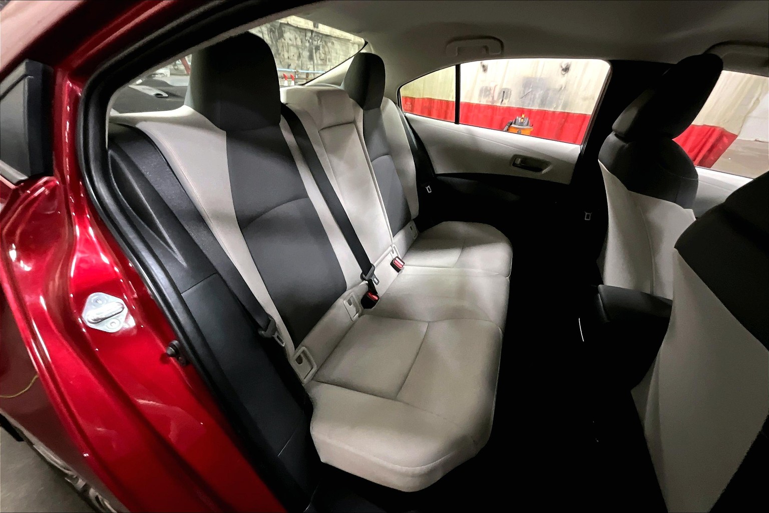 Corolla Hybrid LE