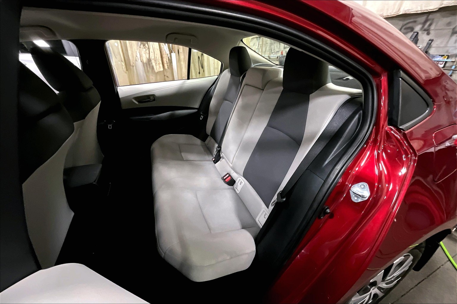 Corolla Hybrid LE
