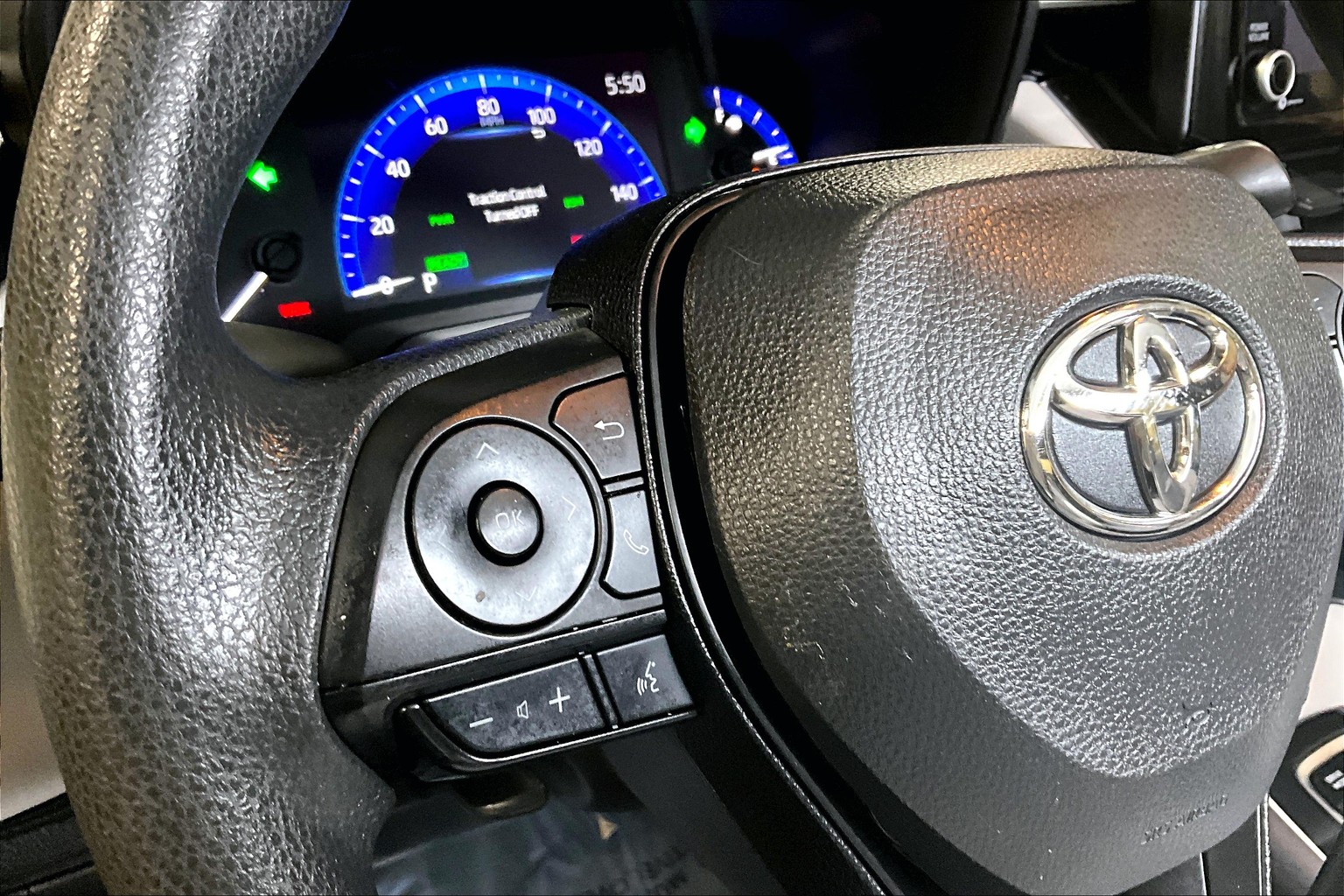Corolla Hybrid LE