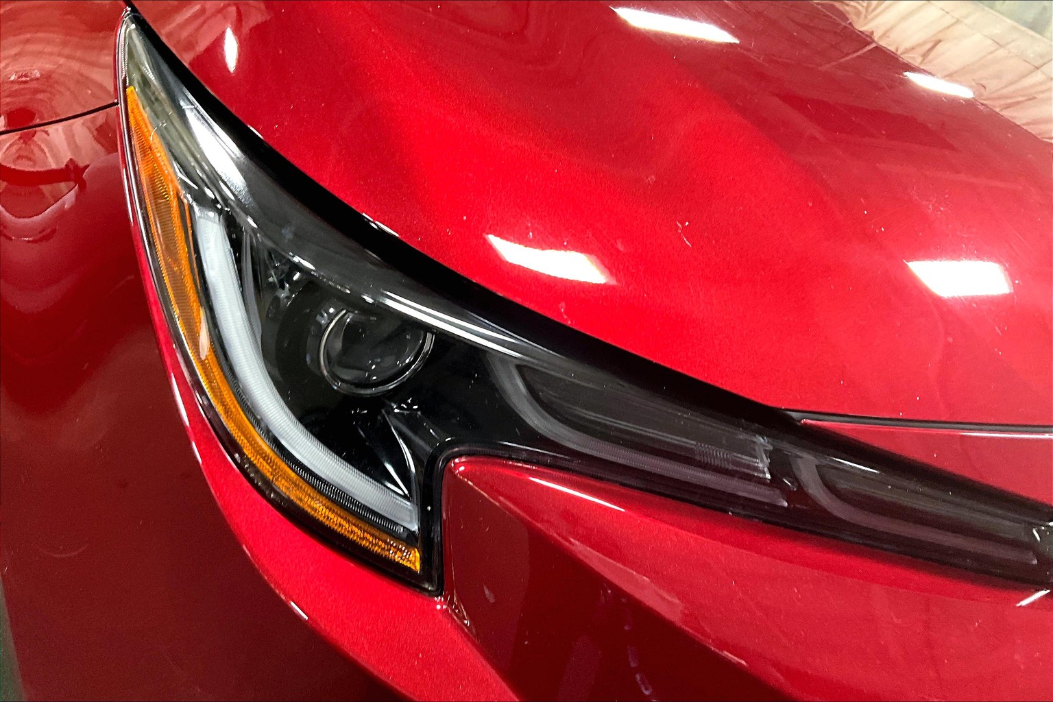 Corolla Hybrid LE