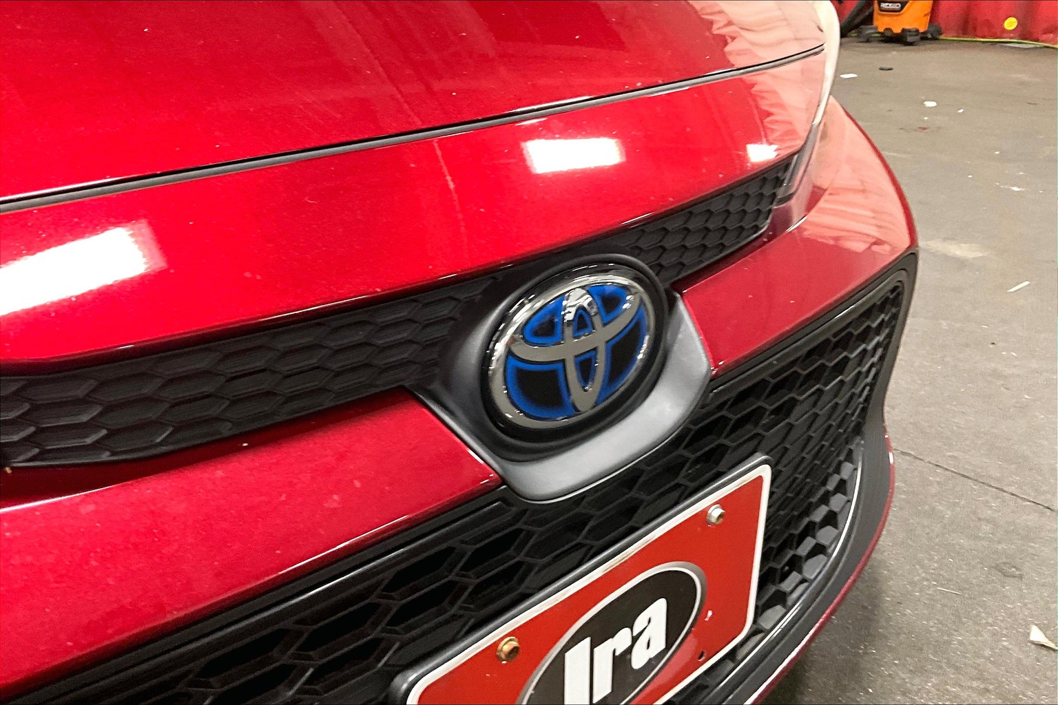 Corolla Hybrid LE