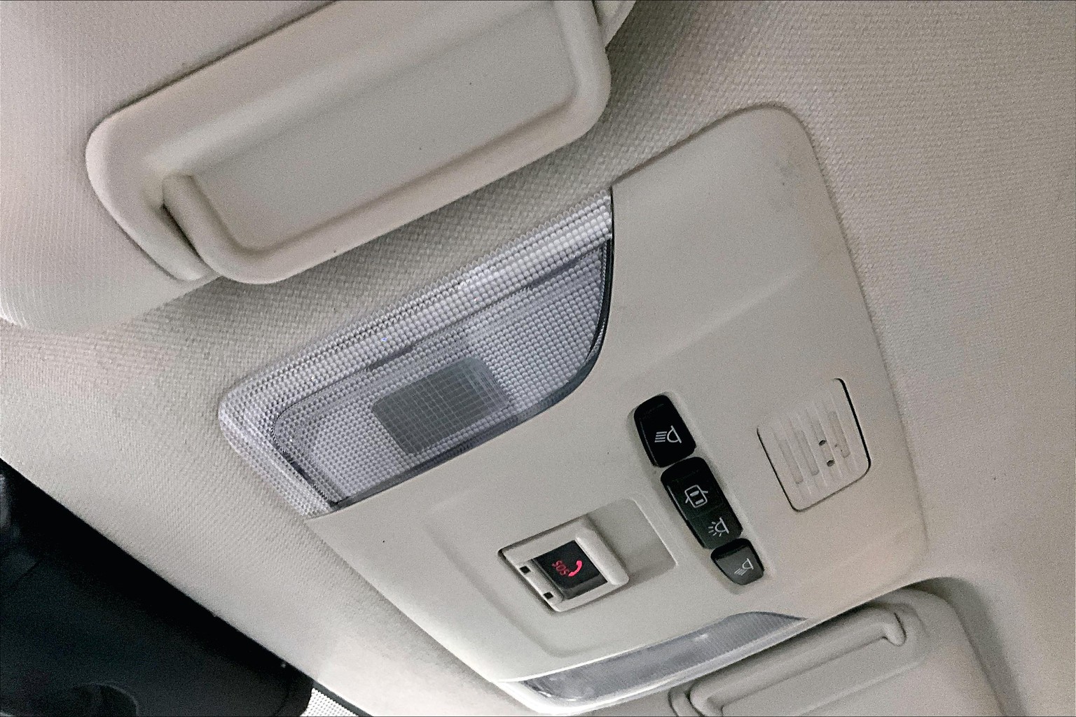 Corolla Hybrid LE