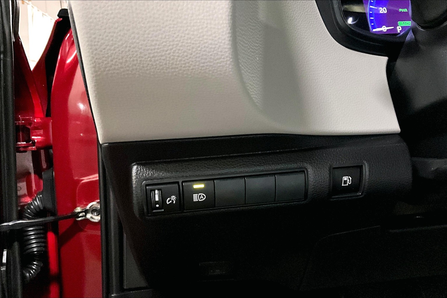 Corolla Hybrid LE