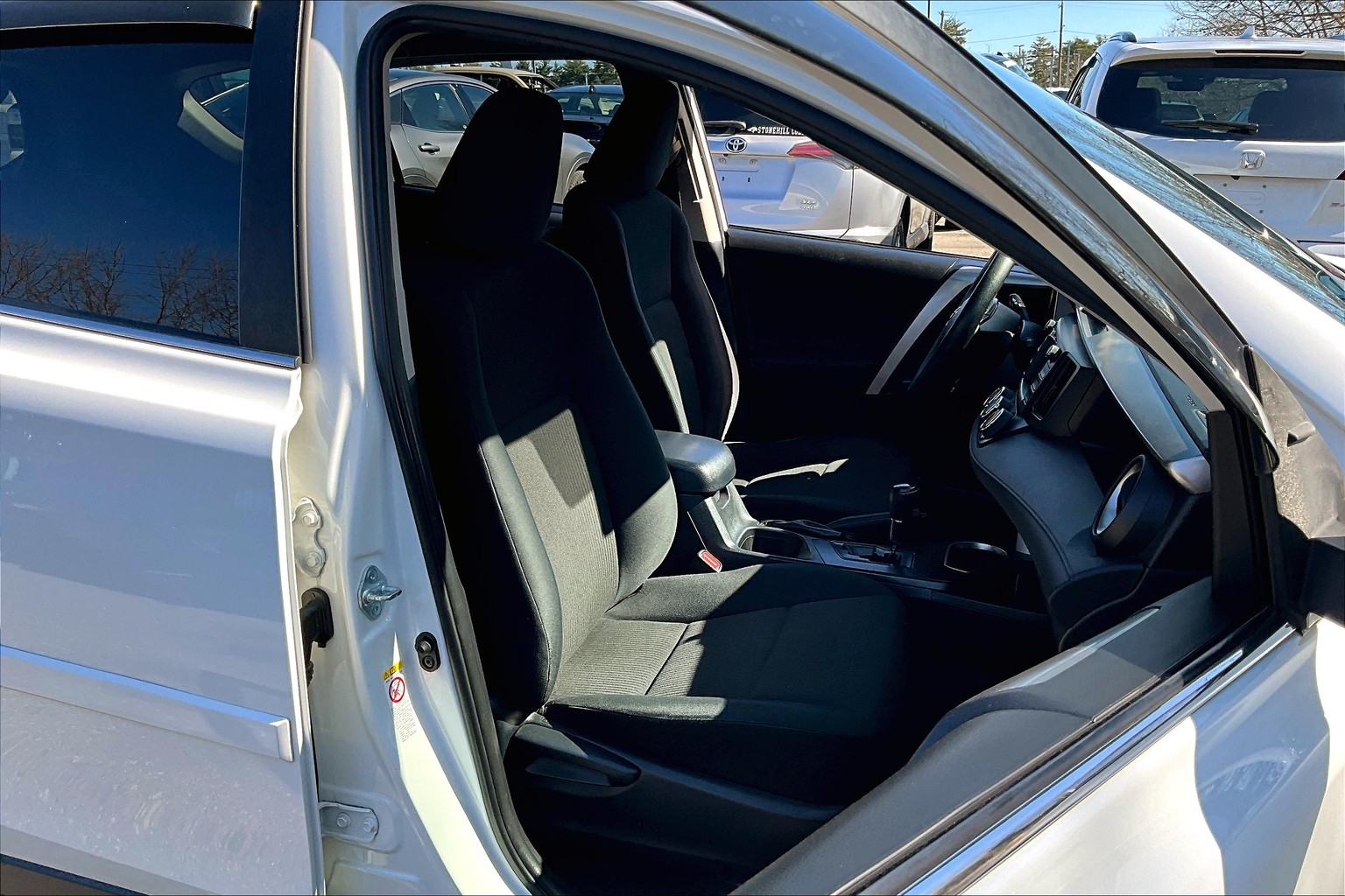 RAV4 LE