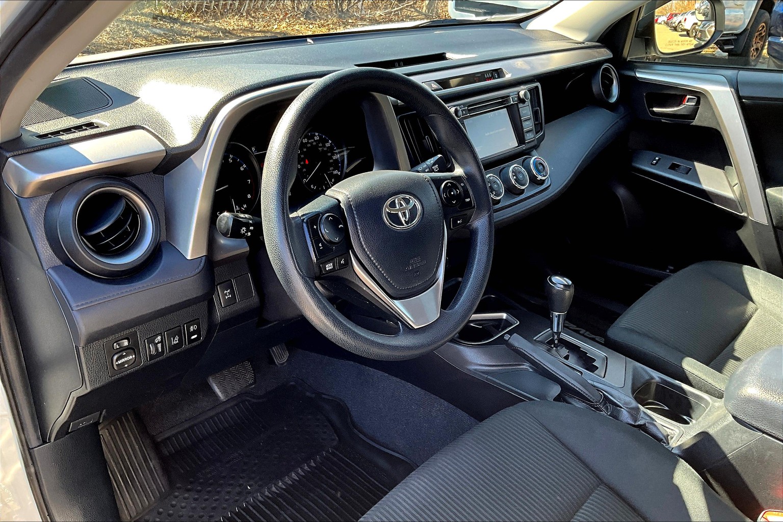RAV4 LE