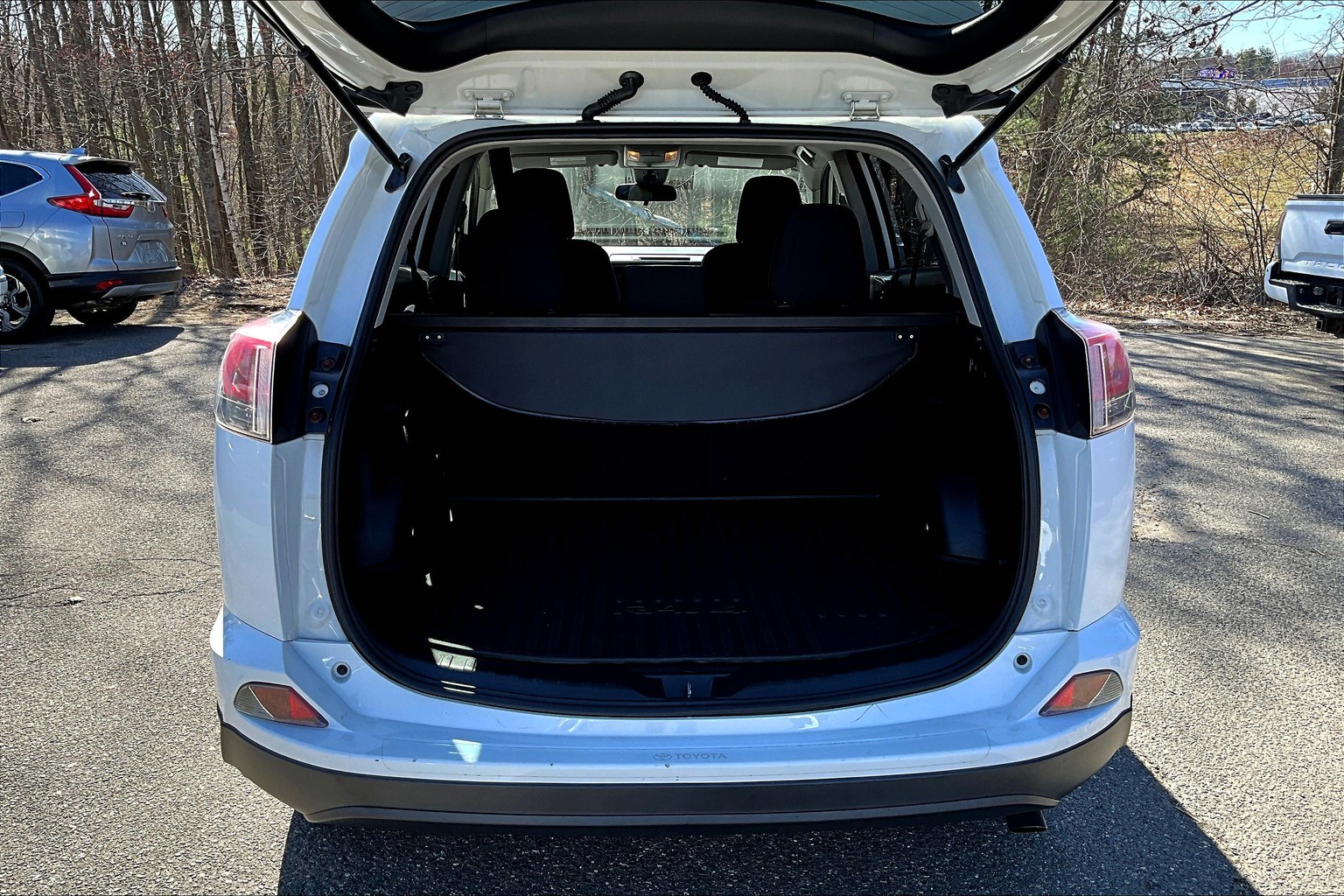 RAV4 LE