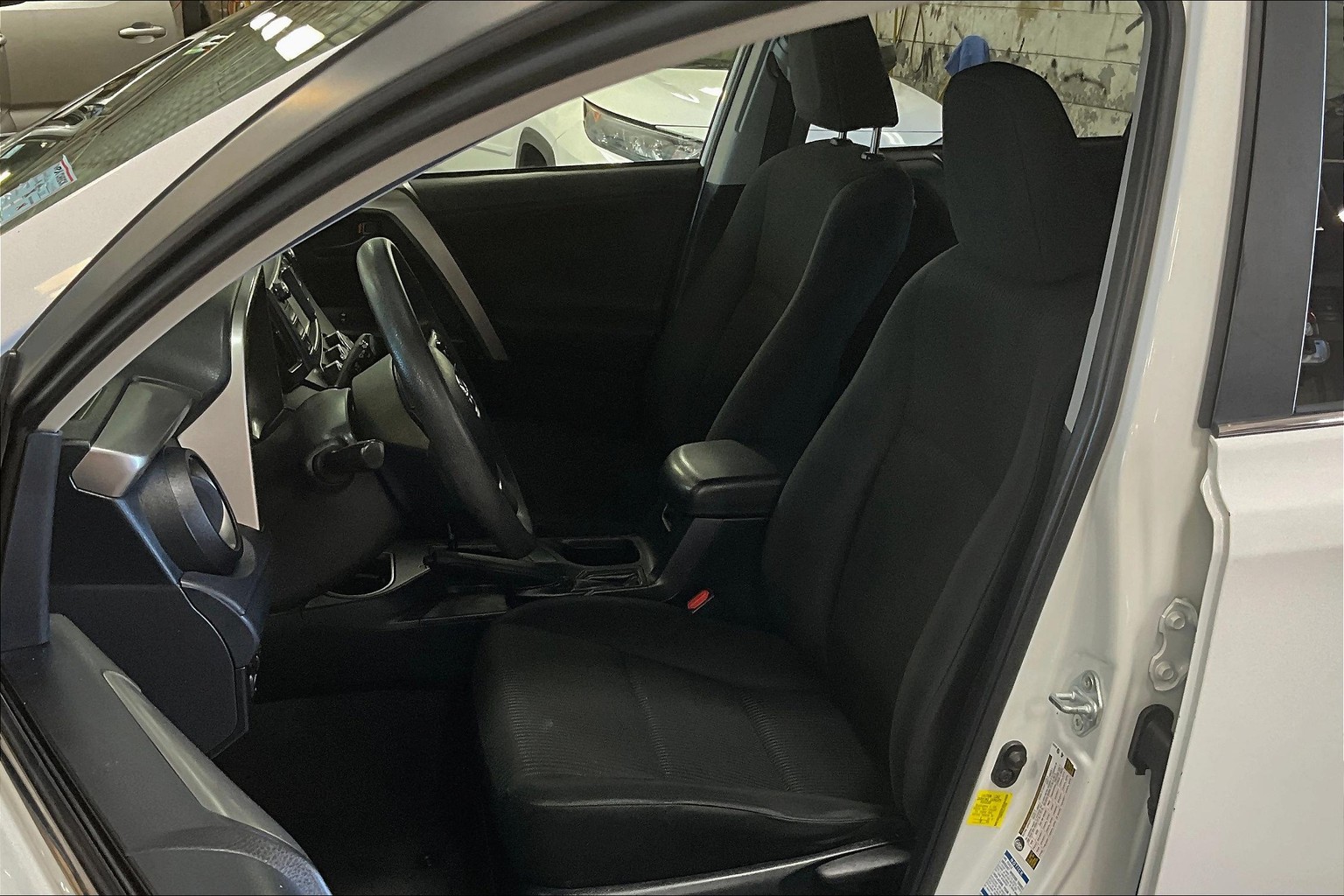 RAV4 LE