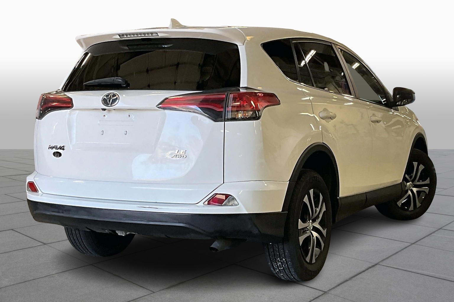RAV4 LE