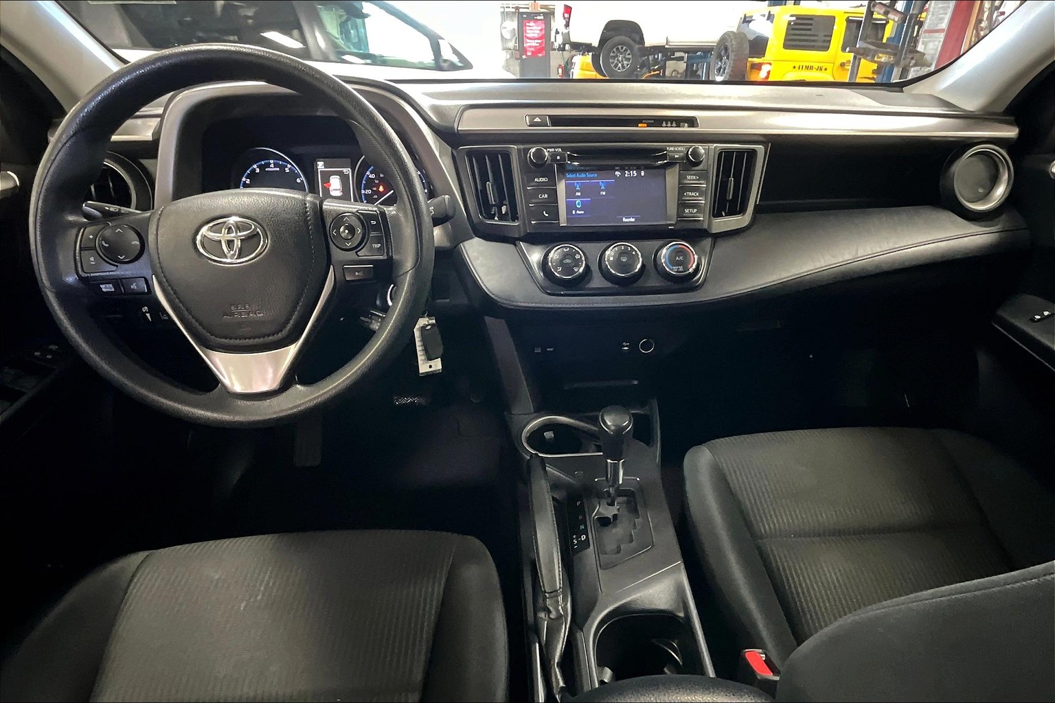 RAV4 LE