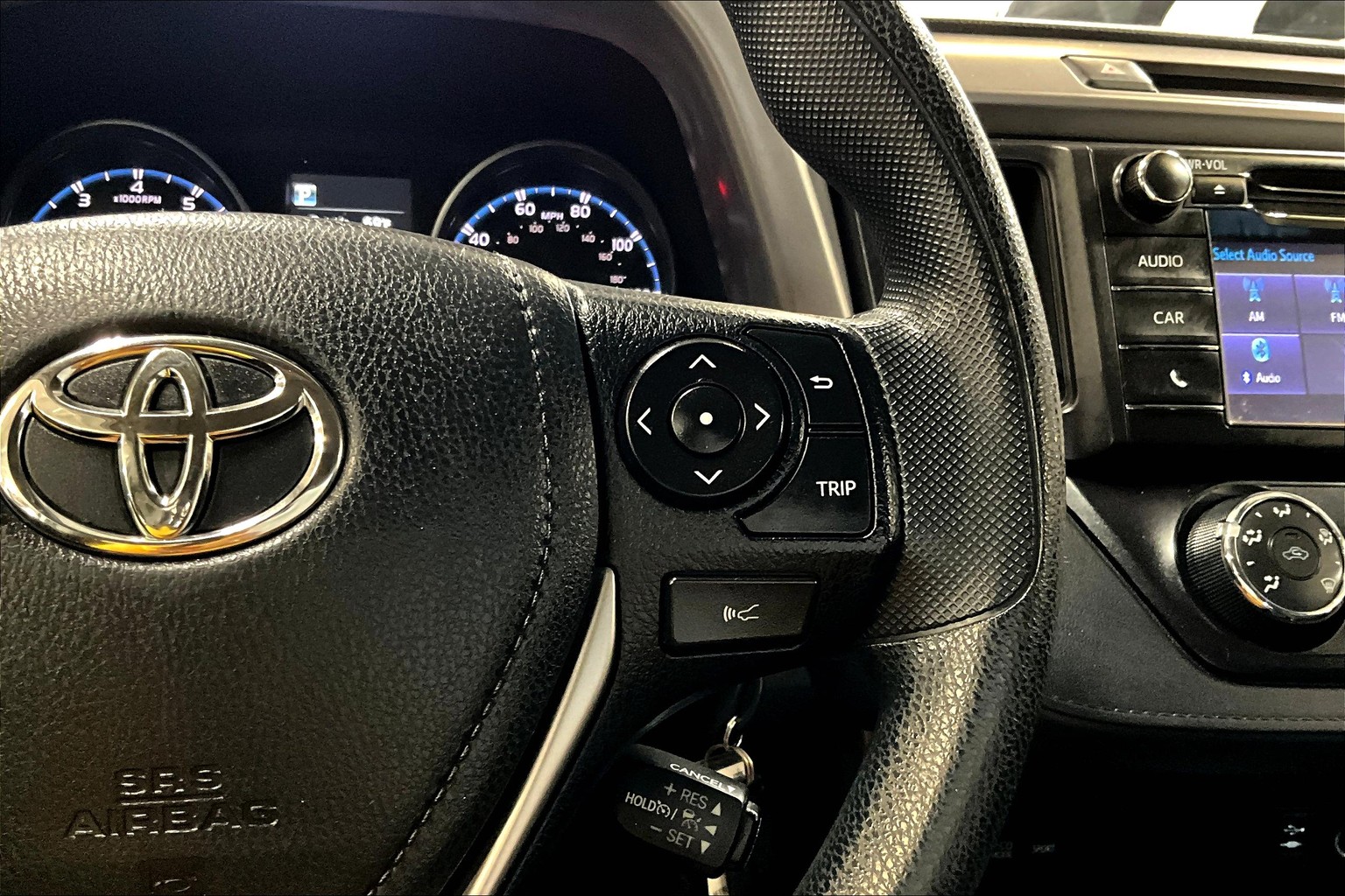 RAV4 LE